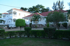 Muyenga Luxury Vacation Home